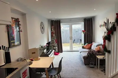 Image de The Nook, Fairview, Cheltenham Town Centre - Parking & Garden