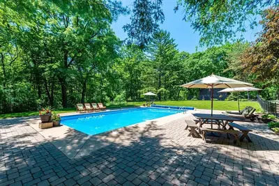 Image de Kettle 2br Cabin on 15 lush acres w pool and  lake