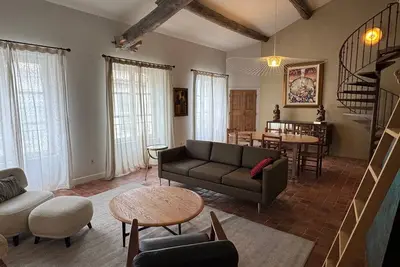 Image de Your Perfect Home In the Center of Historic Avignon