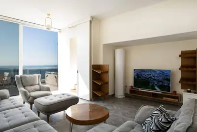 Image de Exclusive Seafront Duplex with Jacuzzi