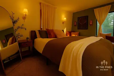Image de In the Pines Retreat – Cozy Big Bear Cabin Near Lake & Forest