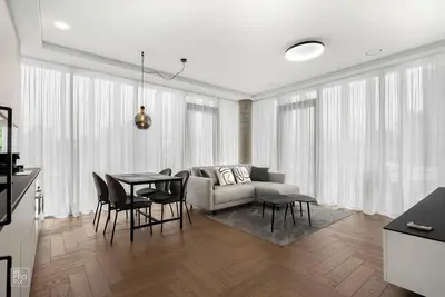 Image de Comfortable 2 Bd Apartment by Hostlovers