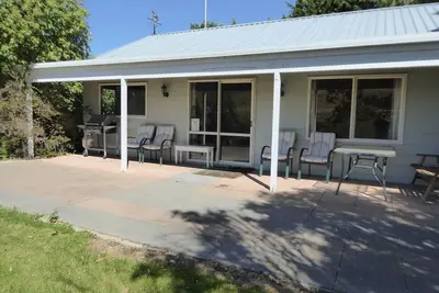 Image de Family Cottage on Established Rural Farm. Relaxing, Secluded, has Beautiful View