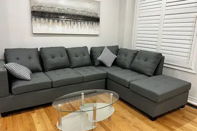 Image de Entire Four bedroom house in Milton with Parking.