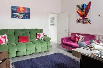 Image de Newly Renovated 3br House near hospital & uni