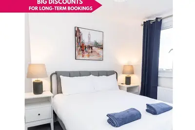 Image de Coastal Charm 1br Flat near the Sea Street Parking