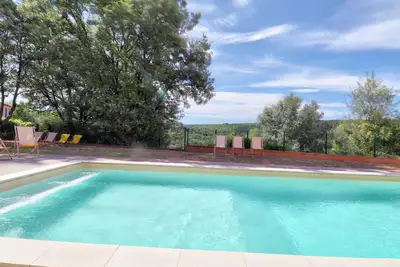 Image de Appartement 4 personnes  dans résidence avec piscine  et terrasse privé.