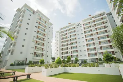 Image de Luxurious 2-Bedroom Apartment with Rooftop Pool at Gallery