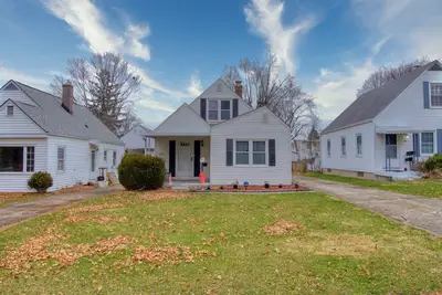 Image de Charming 3-bedroom entire house near everything Indy