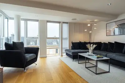 Image de The Penthouse Suite - Luxury Like No Other