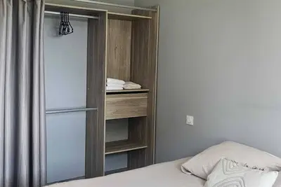 Image de Maison paisible avec piscine, proche d'Avignon