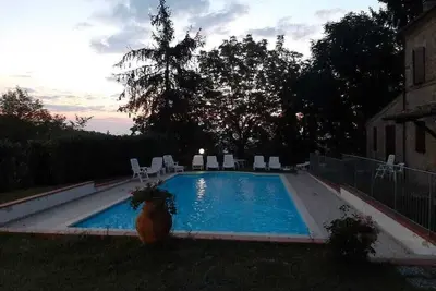Image de Country House \"La Rupe\", for large groups, with swimming pool and tennis court