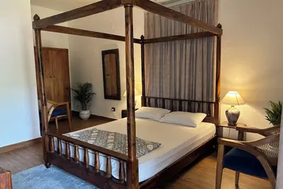 Image de Aravali farm stay with horses offers a unique getaway amidst nature and horses.