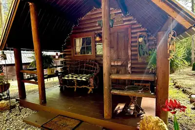 Image de Big Bear Log cabin in The Forest! Cozy, quiet and perfect for a couples getaway!