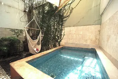 Image de 2 Loft Studios - historic and modern, king-size-beds, sea-view terraces, Ac