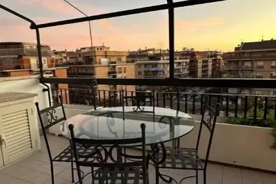 Image de Charming 1-bedroom penthouse close to Rome and the sea. WiFi, Ac