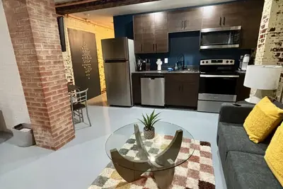 Image de The Monarch Downtown - Unit 11