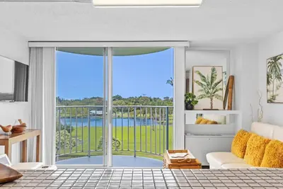 Image de Amazing Ocean & Park Views -  Pool & Ac