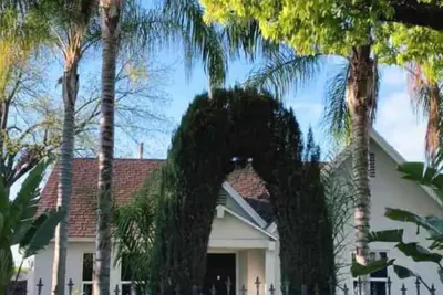 Image de 2-bedroom house in charming Fresno with WiFi, Ac, fitness room