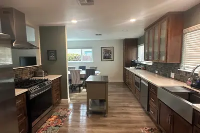 Image de Charming 3-bedroom house with WiFi and Ac in amazing Davis