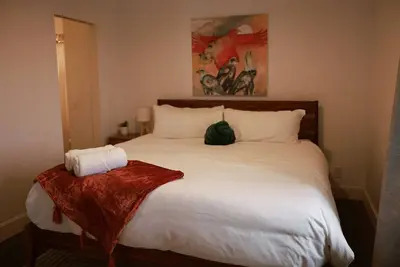 Image de Salted Roots Basecamp: Downtown 2 Bed 2 Bath Loft