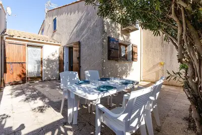 Image de Je-36 Pavillon T3 climatisé avec chambre et terrasse