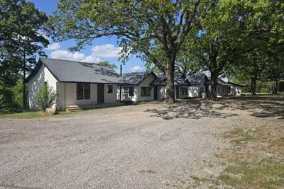 Image de Historic Retreat Near Lake Tenkiller - Escape to Cookson Resorts Cabin #2