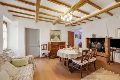 Image de One Bedroom Apt With Pool And Garden, Panicale, Italy