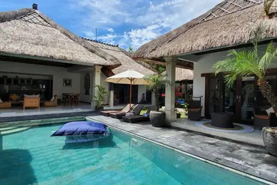 Image de Beautiful Villa Indah\nIn trendy Seminyak  is a sanctuary of pure serenity