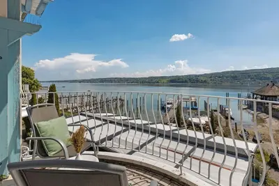 Image de Chambre 'Mit Seeblick Und Balkon' avec vue sur lac, terrasse partagée et Wi-Fi