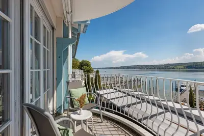 Image de Chambre 'Mit Seeblick Und Balkon' avec vue sur lac, terrasse partagée et Wi-Fi