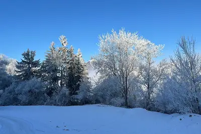 Image de Pause paisible et cosy à deux à la montagne
