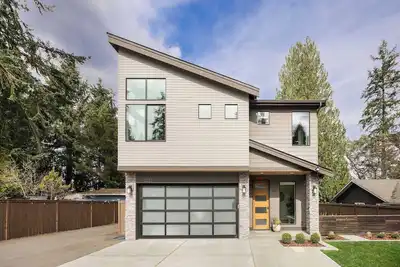 Image de Modern 4br Family Oasis - Treehouse Bunk &Game Room