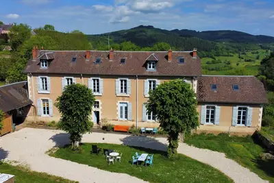 Image de In het hart van natuurpark de Morvan, In onze compleet gerenoveerde Oude School