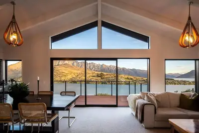 Image de Korimako - A Sunrise Lane Retreat
