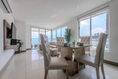 Image de Spectacular 3 Bedroom Apt Palmetto Beach 1201