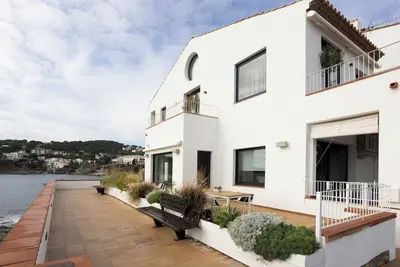 Image de House in the sea, Calella