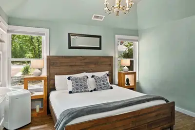 Image de Myrinn – Midtown Sauna | Walk to Nau & Breweries