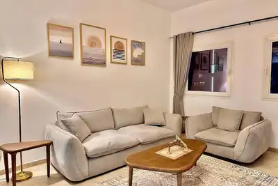 Cozy Family-Friendly 2br in Jvt