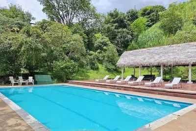 Image de Soothing villa with WiFi in Villeta for a relaxing getaway