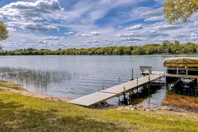 Image de Welcome to Turtle Cove on Turtle Lake - Charming 2 bedroom cabin