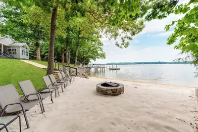 Image de Family-Friendly Lake Wylie House: 3br Retreat Sleeps 14 for the Perfect Getaway