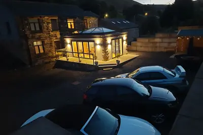 Image de Substantial mill conversion in the heart of the Pennines