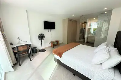 Image de Studio apartment on Avenida with pool, terrace