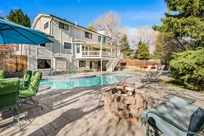 Image de The Good Times Pool House