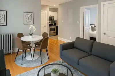 Image de Charming 2br in Vibrant Lakeview