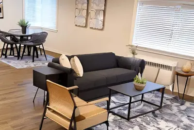 Image de Great Layout – Spacious 2br Apt