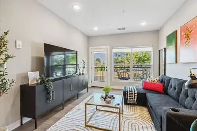 Image de Chic 1br/1ba Haven in Columbus