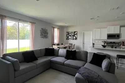 Image de Spacious 4br Smart Home in Quiet Ocala Neighborhood