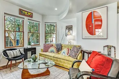 Image de Downtown Savannah - Walk to Forsyth - 30 Days Plus